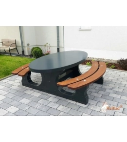 Betonnen picknick tafel